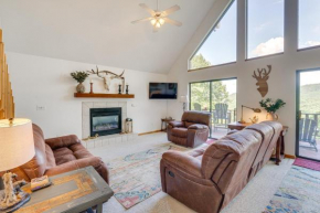 Murphy Cabin with Deck and Sweeping Mountain Views!